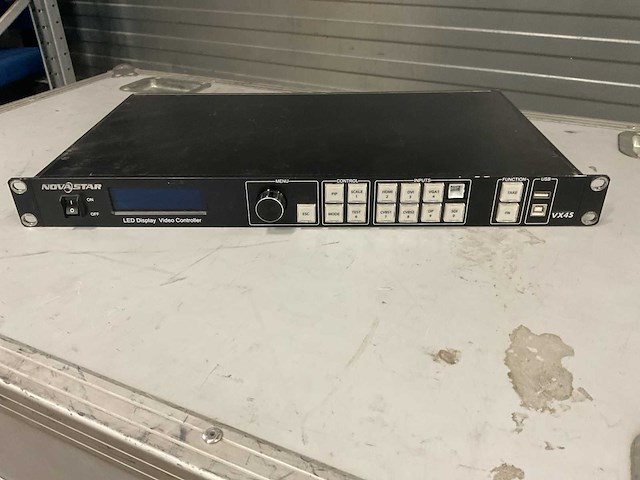 Novastar vx45 led display video controller - afbeelding 1 van  3