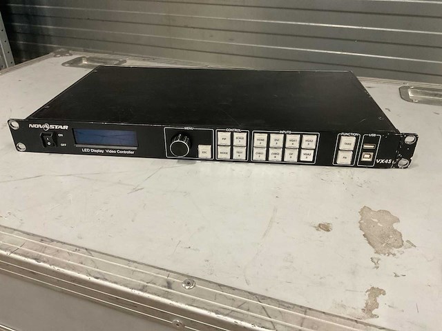 Novastar vx45 led display video controller - afbeelding 1 van  2