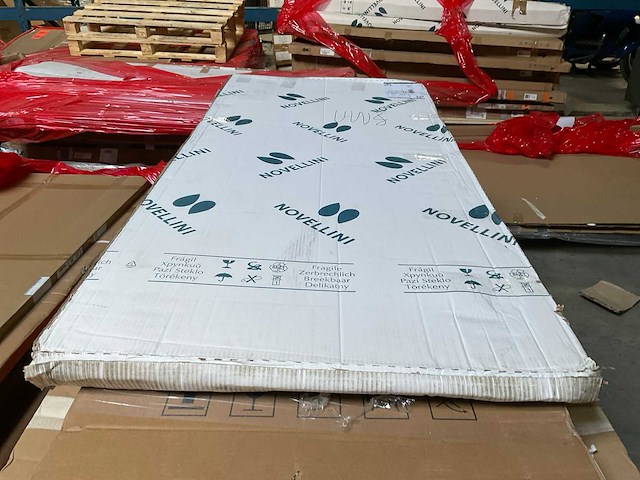 Novellini badwand 150 cm hoog - afbeelding 2 van  2