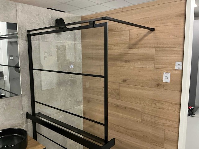 Novellini custom / kuadra douchebak met douchewand - afbeelding 2 van  6