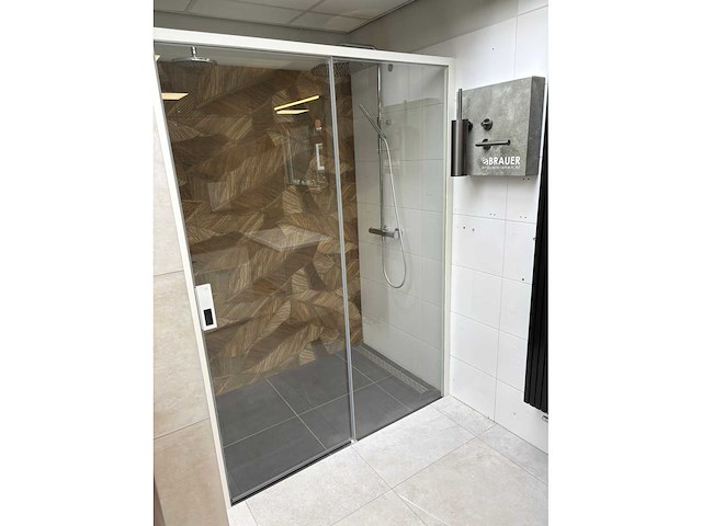 Novellini showroom douchecabine - afbeelding 2 van  8