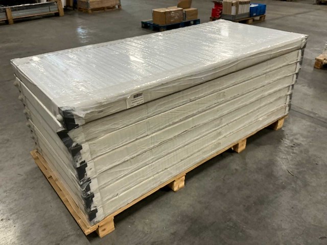 Novello 8fd radiatoren 900x2000mm type 22 (7x) - afbeelding 5 van  5