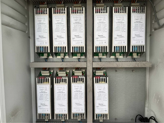 Novira lduv infector uv-ontsmetter - afbeelding 12 van  24