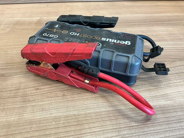 Novo genius hd gb70 lithium-ion jumpstarter - afbeelding 3 van  4
