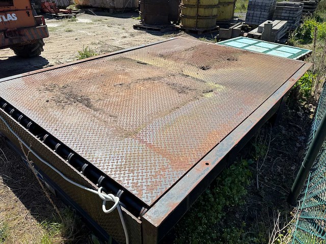 Novoferm - laaddock - werkplatform - afbeelding 1 van  5