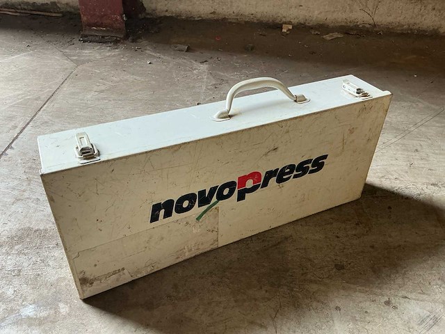Novopress em 4/45 staalmattensnijder - afbeelding 1 van  5