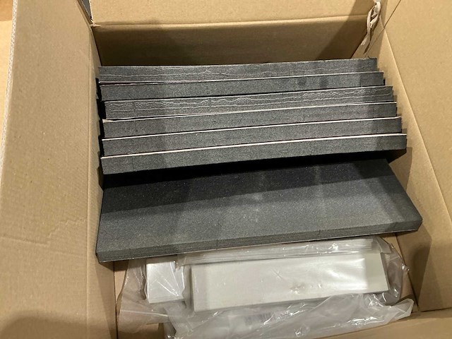 Novotegra en esdec partij montagemateriaal - afbeelding 2 van  10