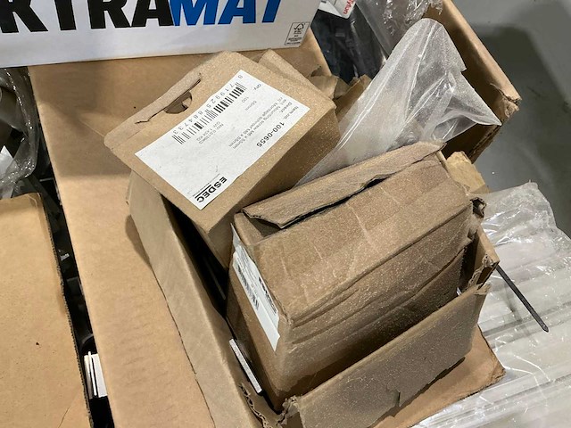 Novotegra en esdec partij montagemateriaal - afbeelding 7 van  10