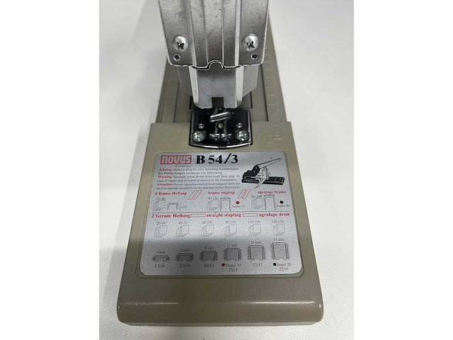 Novus b54/3 - bloknietmachine - afbeelding 3 van  5