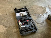 Novus j-214 nietmachine - afbeelding 1 van  2