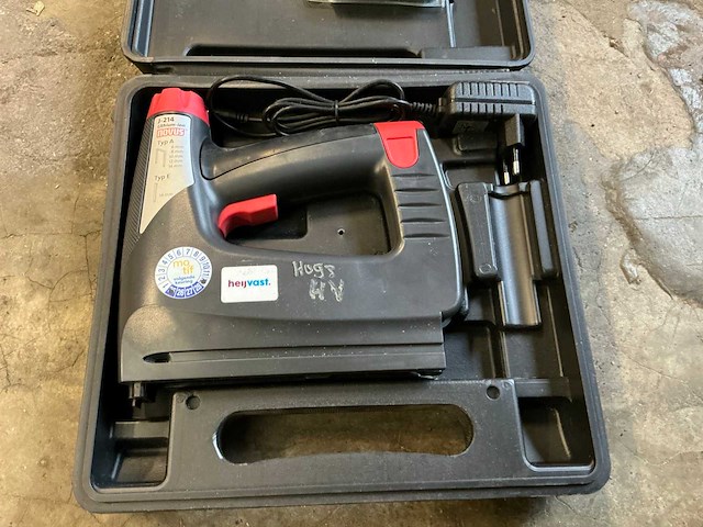 Novus j-214 nietmachine - afbeelding 2 van  2