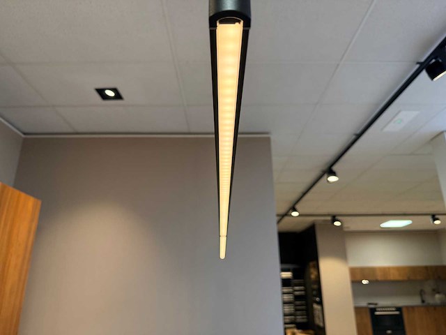 Novy - designlamp (c) - afbeelding 1 van  3