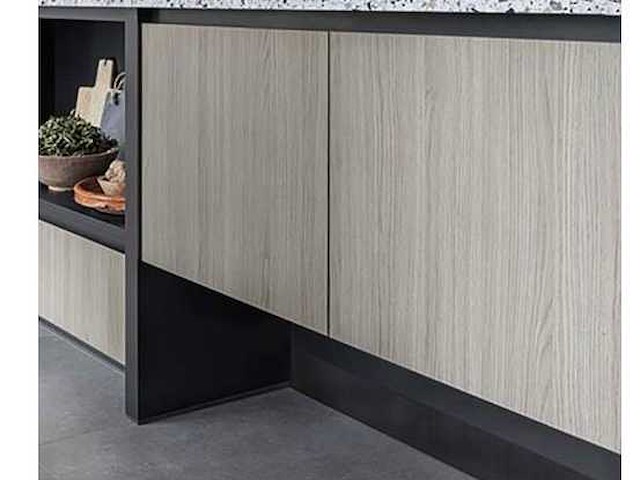 Novy 7922400 plint recirculatiebox - afbeelding 1 van  3