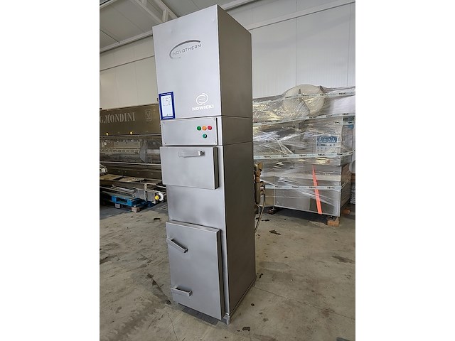 Nowicki - afbeelding 2 van  7