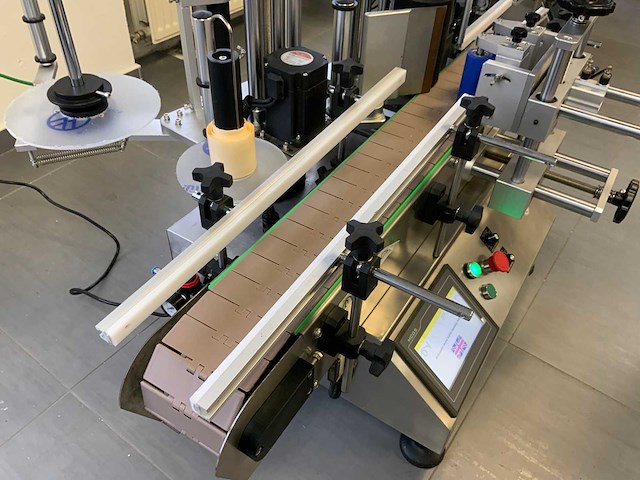 Noypack fles-etiketteermachine - afbeelding 5 van  5