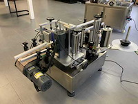 Noypack fles-etiketteermachine - afbeelding 9 van  12