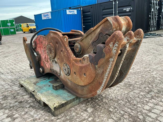 Npk g18 betonvergruizer - afbeelding 8 van  12