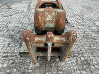 Npk g18 betonvergruizer - afbeelding 12 van  12