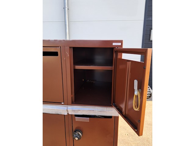 (ns materiaal) 2x 12-deurs lockerkast, olssen - afbeelding 6 van  7