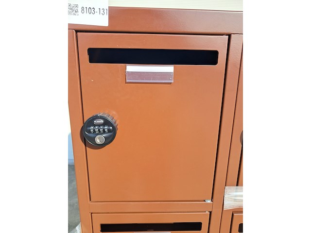 (ns materiaal) 2x 12-deurs lockerkast, olssen - afbeelding 5 van  7