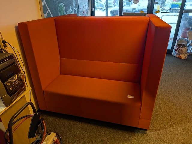 (ns materiaal) 2x akoestische stiltebank, rood - afbeelding 3 van  5