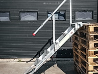 (ns materiaal) 2x calamiteiten-/steigertrap, altrex - afbeelding 9 van  12