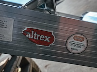 (ns materiaal) 2x calamiteiten-/steigertrap, altrex - afbeelding 3 van  12
