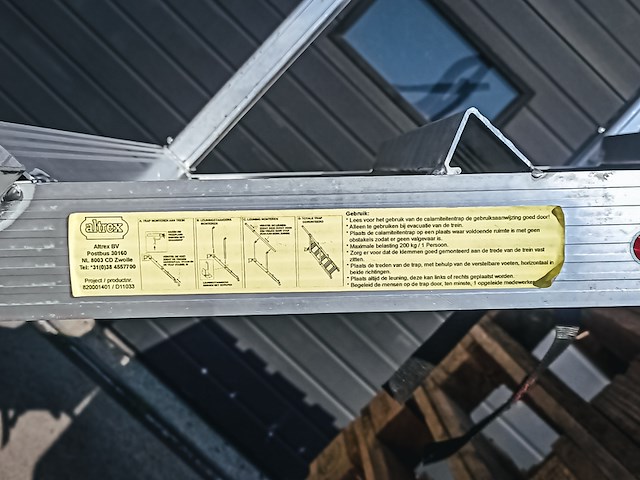 (ns materiaal) 2x calamiteiten-/steigertrap, altrex - afbeelding 4 van  12