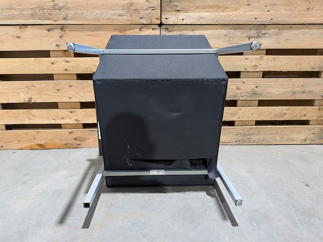 (ns materiaal) 2x fauteuil, gijs van der sluis, model 30, zwart - afbeelding 5 van  7