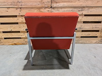 (ns materiaal) 3x fauteuil, gijs van der sluis, model 30, rood - afbeelding 4 van  8