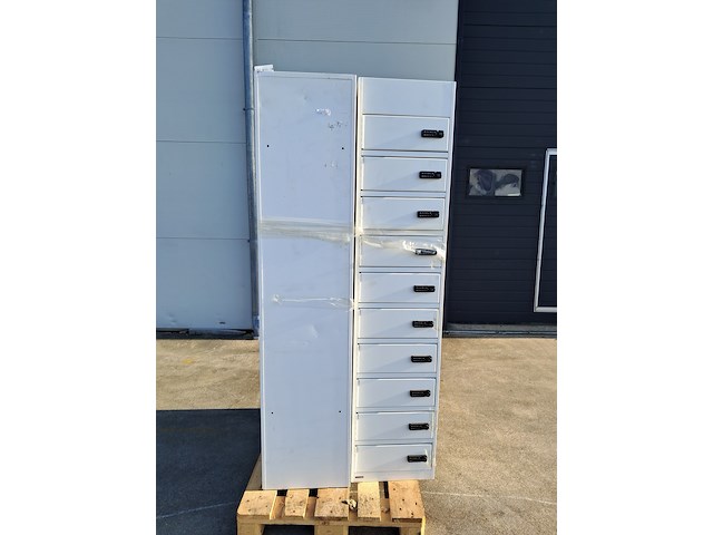 (ns materiaal) 4x 10-deurs lockerkast, olssen - afbeelding 1 van  7