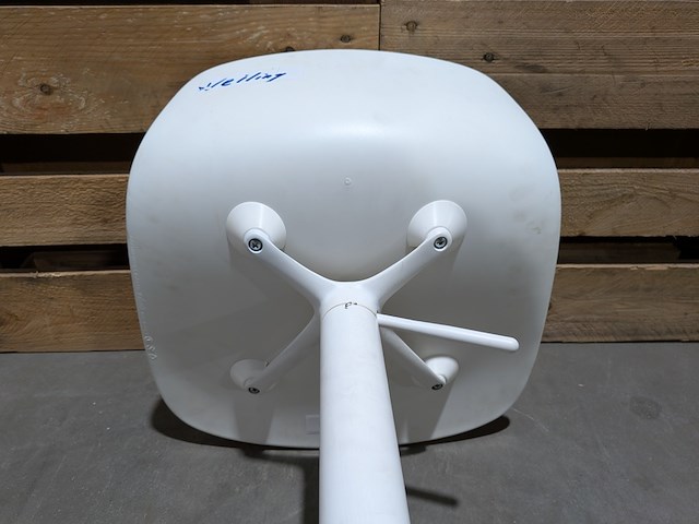 (ns materiaal) 4x diverse kruk, fp collection & aeris - afbeelding 11 van  15