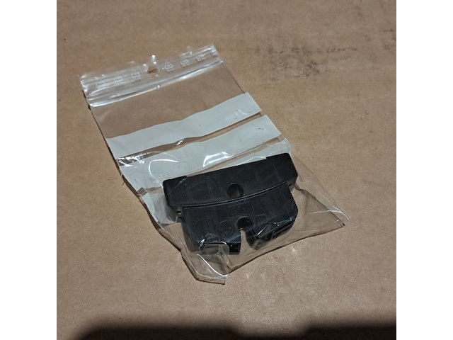 (ns materiaal) ± 550 ruitenwisserbladen met klinknagel, bosch, twin n70 - afbeelding 11 van  12