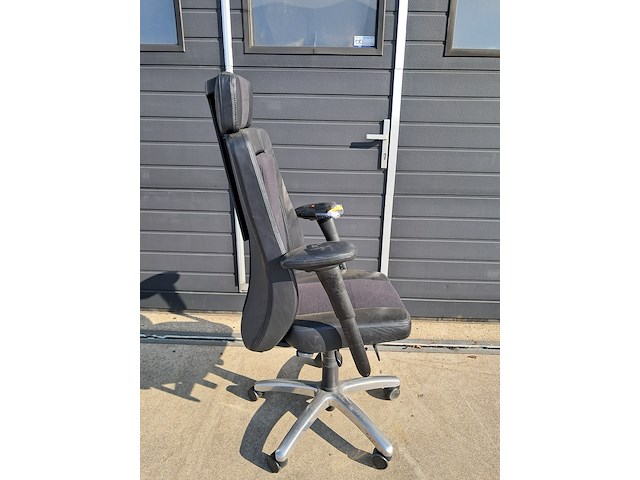 (ns materiaal) 7x diverse bureaustoel, o.a könic - afbeelding 2 van  47
