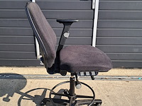 (ns materiaal) 7x diverse bureaustoel, o.a könic - afbeelding 8 van  47