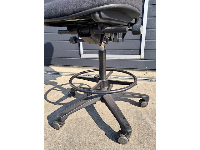 (ns materiaal) 7x diverse bureaustoel, o.a könic - afbeelding 11 van  47