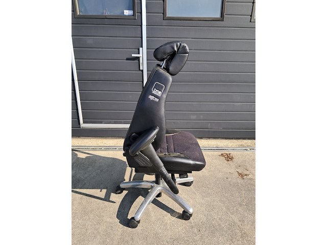 (ns materiaal) 7x diverse bureaustoel, o.a könic - afbeelding 20 van  47