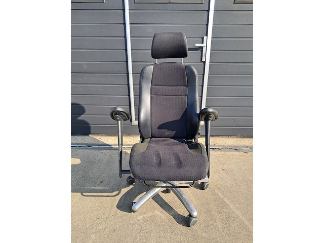 (ns materiaal) 7x diverse bureaustoel, o.a könic - afbeelding 28 van  47