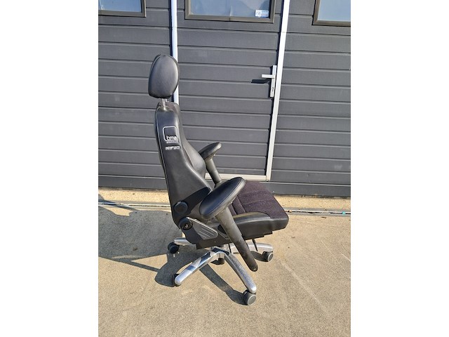 (ns materiaal) 7x diverse bureaustoel, o.a könic - afbeelding 29 van  47