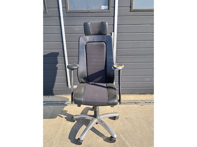 (ns materiaal) 7x diverse bureaustoel, o.a könic - afbeelding 47 van  47