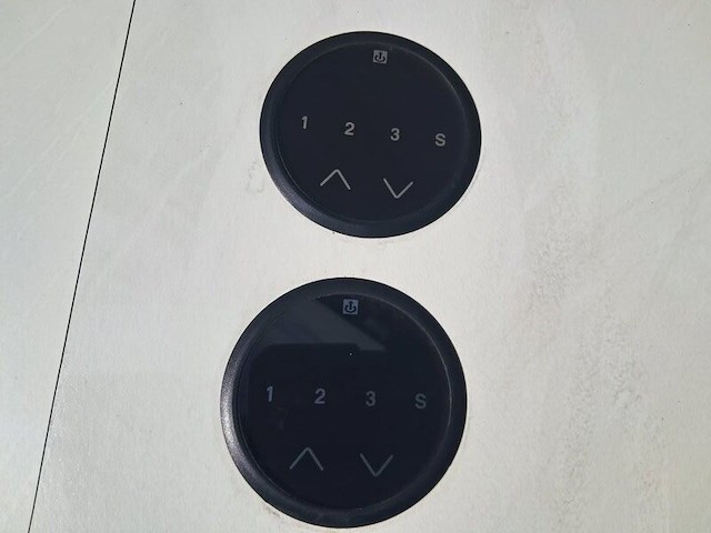 (ns materiaal) 8x elektrisch curved bureaublad - afbeelding 6 van  7