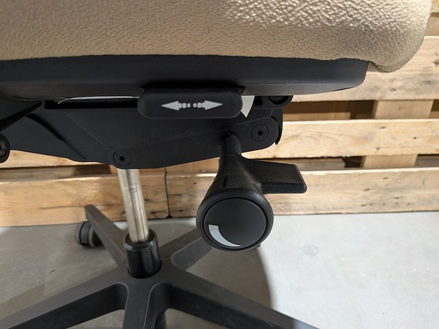 (ns materiaal) bureaustoel, gipsen, zinn synchro - afbeelding 7 van  9