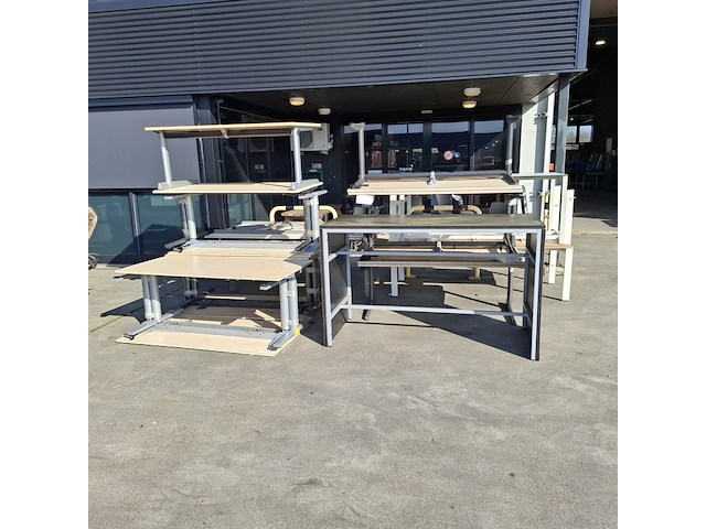 (ns materiaal) ca. 13x bureautafel - afbeelding 1 van  8