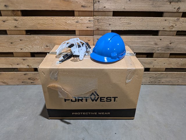 (ns materiaal) ca. 15x veiligheidshelm, portwest, pw97 monterosa - afbeelding 1 van  10