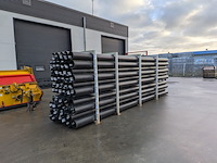 (ns materiaal) ca. 55x pvc installatiebuis, incl. stalen frame - afbeelding 1 van  7