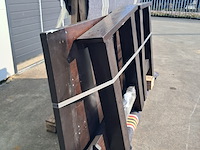 (ns materiaal) eiken houten tafel - afbeelding 3 van  6