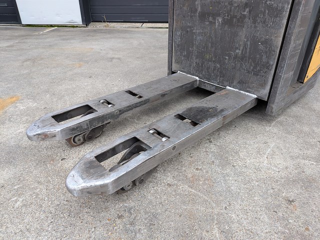 (ns materiaal) elektrische pallettruck, atlet, plp/200, 2005 - afbeelding 12 van  14