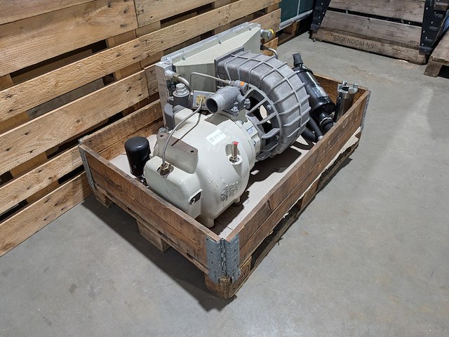 (ns materiaal) industriële vacuümpomp, knorr-bremse, 2000 - afbeelding 10 van  16