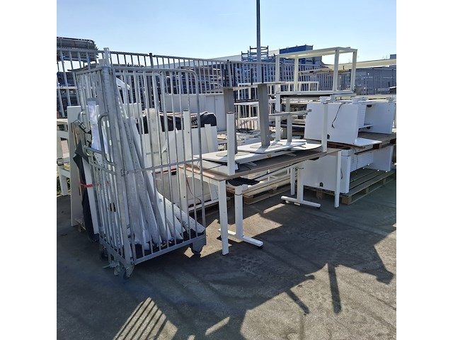 (ns materiaal) partij kantoormeubilair - afbeelding 3 van  13