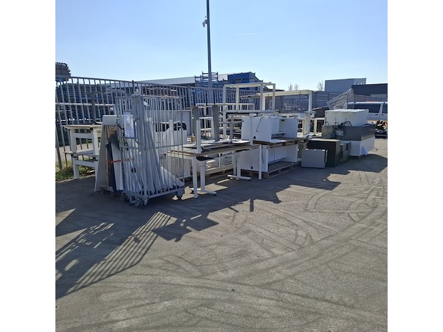 (ns materiaal) partij kantoormeubilair - afbeelding 6 van  13